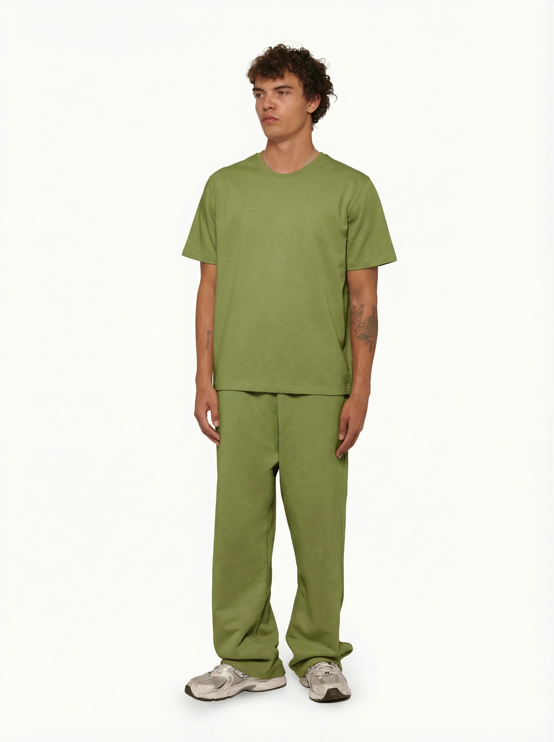 Essential T-Shirt 100% Cotton - Slim Fit