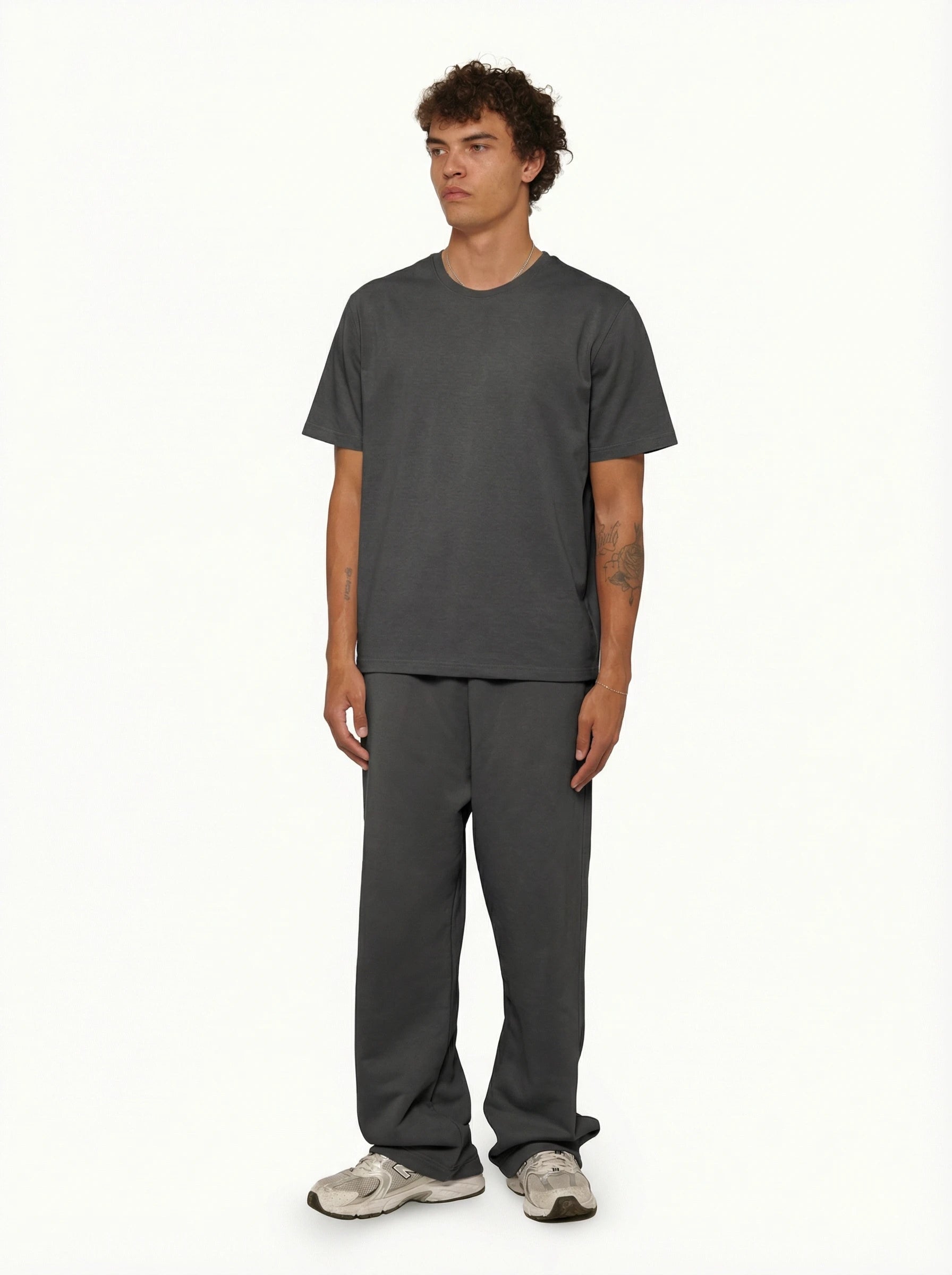 Essential T-Shirt 100% Cotton - Slim Fit