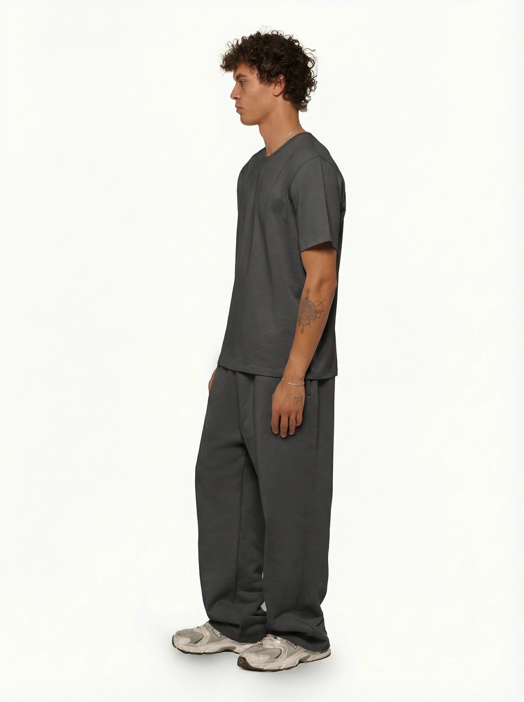 Essential T-Shirt 100% Cotton - Slim Fit